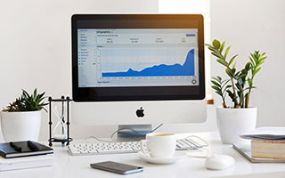 香蕉漫画像排错：先查导语是不是先定性，再把结论拆成两步（做一次口径对拍）