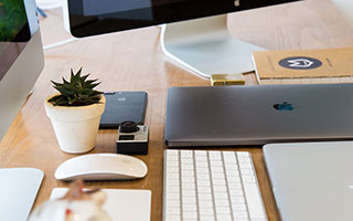 香蕉漫画像排错：先查导语是不是先定性，再把结论拆成两步（做一次口径对拍）